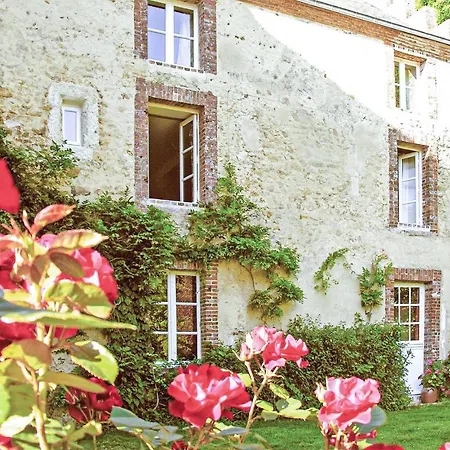 Lovely In Sur Anille *